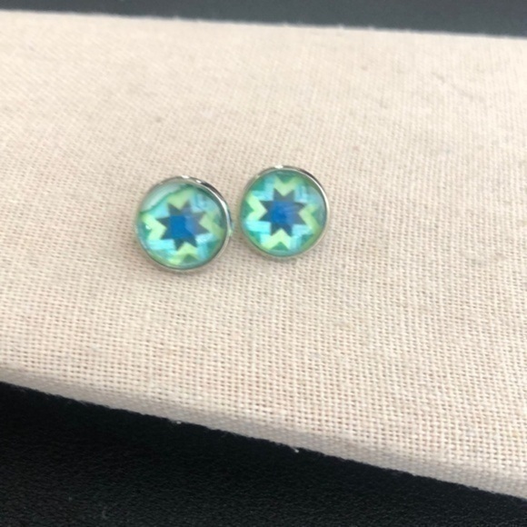 Vintage Mosaic Pierced Earring - Picture 1 of 1